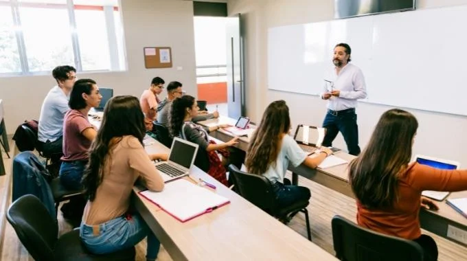Becas IMAS